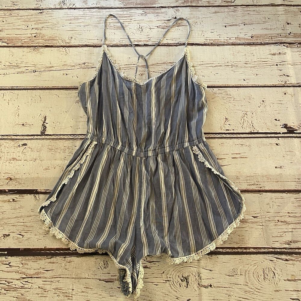 Abercrombie and Fitch Blue Striped Lace Strappy Romper‎ Size Large Boho
